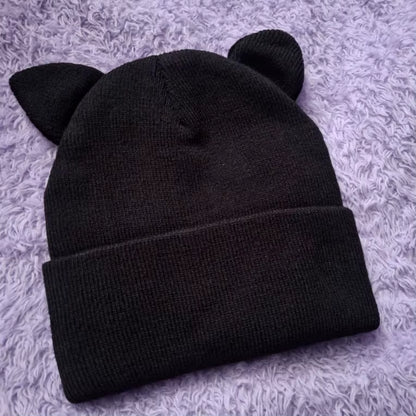 Elegante Schwarze Beanie-Mütze im Katzen-Look
